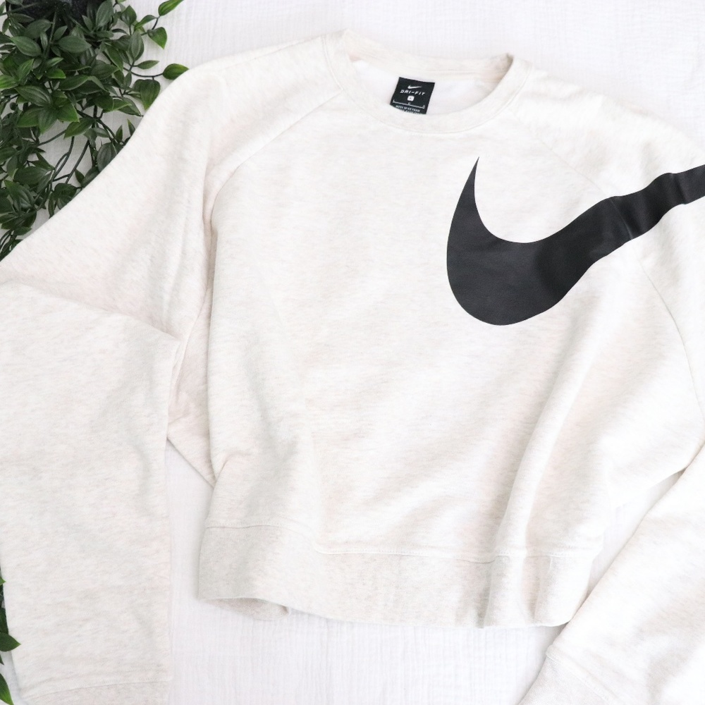 Nike Cream and Black Sweatshirt